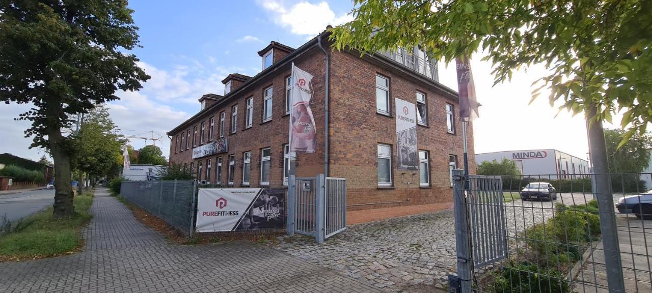 Gaesteappartements "Purefitness" Am Elberadweg In Tangermunde Bagian luar foto